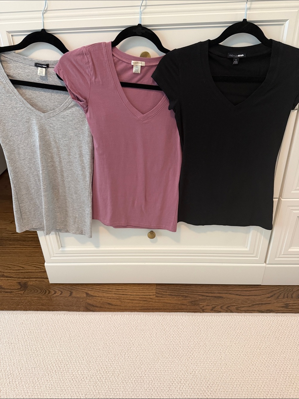 Fashion Nova V-Neck Short Sleeve Tee Trio - Black, Mauve, Gray
